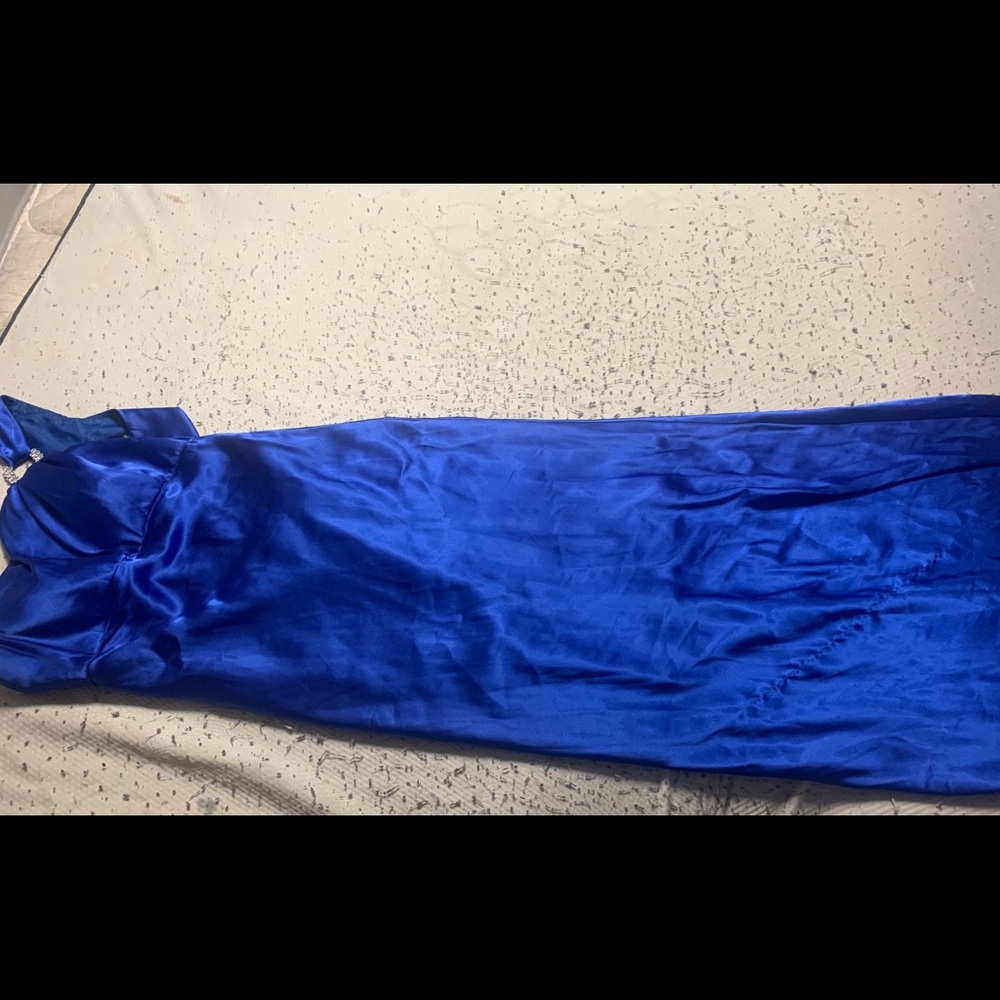 Formal dresses- price is for each dress. - Picture 4 of 8